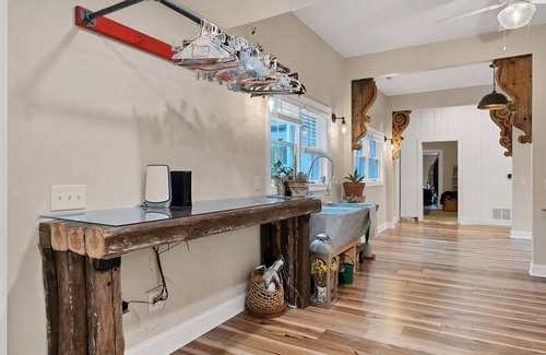 Southern Pines Casa | Charming 1-bedroom room with shared bath in Southern Pines with WiFi, AC