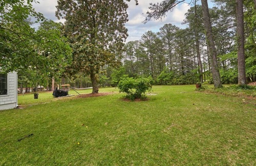 Southern Pines Casa | Charming 1-bedroom room with shared bath in Southern Pines with WiFi, AC
