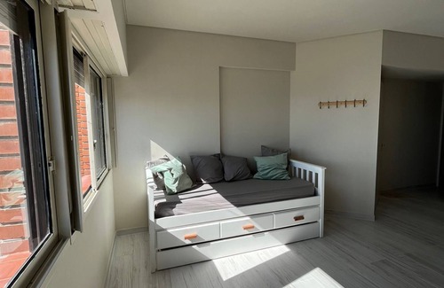 Puerto Madryn Apartamento | Charming 1-bedroom apartment in beautiful Puerto Madryn with WiFi