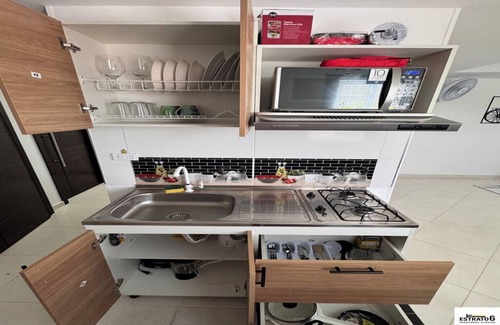 Villanueva Apartamento | Charming 1-bedroom apartment in brilliant Villanueva with WiFi, AC