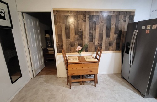 New Castle Apartamento | Charming 1-bedroom apartment ,living room, Kitchen, Dining, Bathroom, Patio etc
