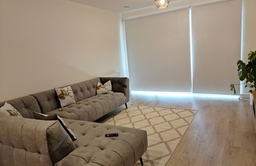 Sutton Cross Apartamento | Charming 1-bedroom apartment in delightful Dublin 13 with WiFi