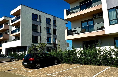 Blejoi Apartamento | Charming 1-bedroom apartment in serene Ploiesti with WiFi, AC
