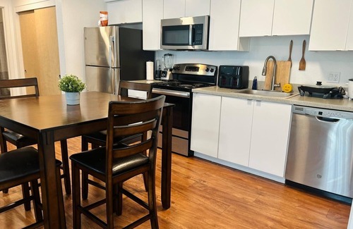 Gresham Apartamento | Charming 1-bedroom apartment in Portland is very centric close from everything.