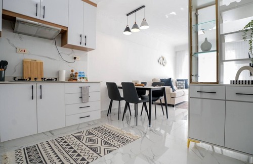 Kilimani Apartamento | Charming 1-bedroom apartment in brilliant Nairobi with fitness room-smarthomes2