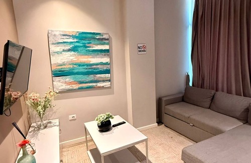 Tirana Apartamento | Charming 1-bedroom apartment in wonderful Tiranë with AC, WiFi