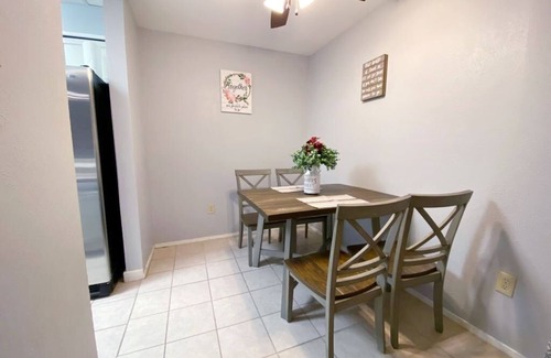 Lake Highlands Apartamento | Charming 1-bedroom apartment with WiFi, AC in delightful Dallas