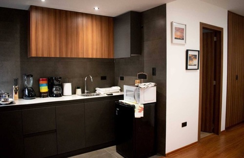 La Primavera Apartamento | Charming 1-bedroom apartment in pleasant Quito with WiFi
