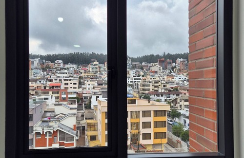 Quito Apartamento | Charming 1-bedroom apartment with WiFi in lovely Quito at the best location