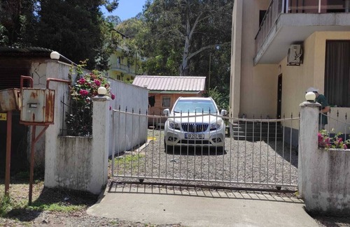 Ureki Apartamento | Charming 1-bedroom apartment with WiFi, AC, 2 minutes from the sea – sleeps 5