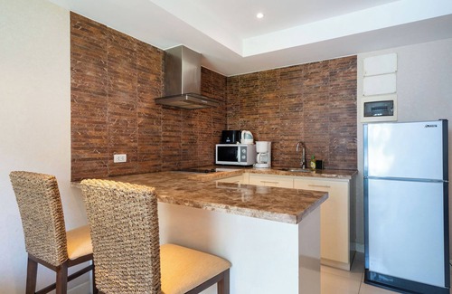 Kata Apartamento | Charming 1-bedroom apartment with AC and WiFi in enchanting Karon