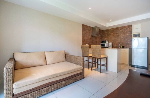 Kata Apartamento | Charming 1-bedroom apartment with AC and WiFi in enchanting Karon