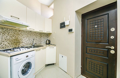 Sabayil Apartamento | Charming 1-bedroom apartment in marvelous Baku with AC, WiFi