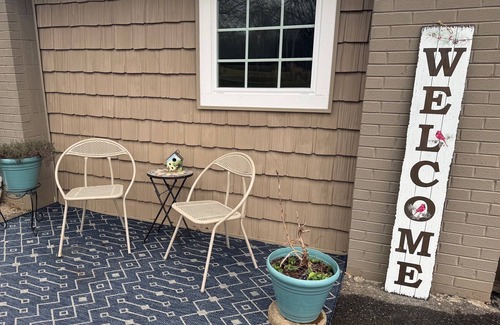 Jonesville Cabaña | Charming 1-bedroom cottage with WiFi, AC in Jonesville