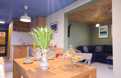 Wyspa Sobieszewska Cabaña | Charming 1-bedroom cottage near Gdańsk with fitness room and children playgroud