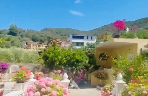 Vlore Cabaña | Charming 1-bedroom cottage in delightful Vlora,