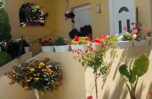 Vlore Cabaña | Charming 1-bedroom cottage in delightful Vlora,