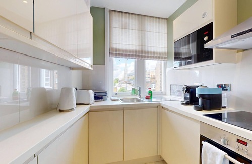 Chelsea Riverside Apartamento | Charming 1-Bedroom Flat near Chelsea, 18 Min Walk to South Kensington Station