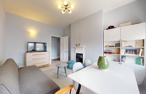 Chelsea Riverside Apartamento | Charming 1-Bedroom Flat near Chelsea, 18 Min Walk to South Kensington Station