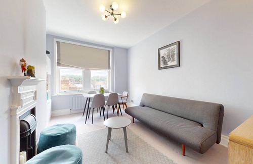 Chelsea Riverside Apartamento | Charming 1-Bedroom Flat near Chelsea, 18 Min Walk to South Kensington Station