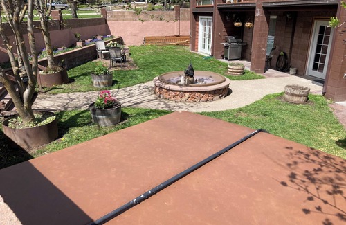 Upper Rattlesnake Casa | Charming 1-bedroom guest suite with a hot tub and close to trails.