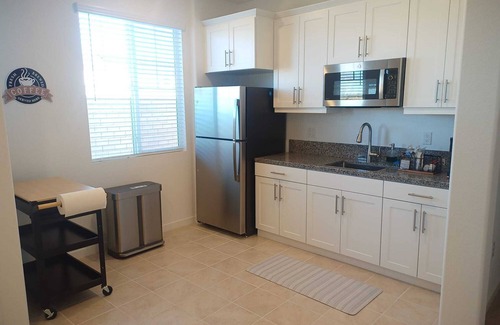 Redlands Casa | Charming 1-bedroom house in beautiful Loma Linda with AC