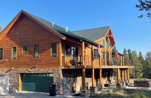 Big Sky Casa | Charming 1-bedroom house in fabulous Big Sky with WiFi