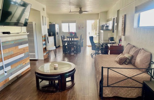 Taft Casa | Charming 1-bedroom house in lovely Taft with AC, WiFi