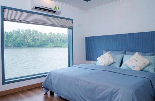 Kozhikode Alquiler De Eote | Charming 1-bedroom boat with fitness room and AC in lovely Cheruvannur
