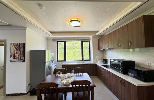Challengers Complejo | Charming 1-bedroom resort in lovely Trinity with AC