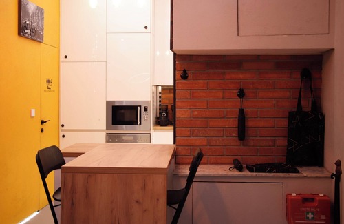 Cluj-Napoca Casa | Charming 1-bedroom house in serene Cluj-Napoca with WiFi, AC