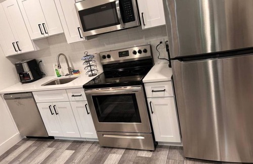 Belmont Apartamento | "Charming 1-Bedroom Retreat - Sleeps 3"