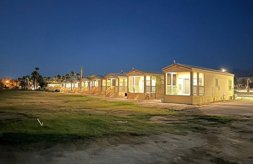 Coachella Cabaña | Charming 1 bedroom w/ loft cottage in fabulous Coachella, California. No Pets
