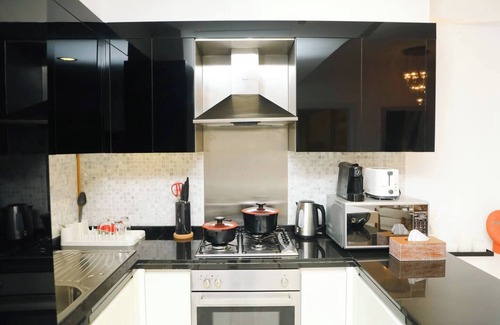 Bur Dubai Apartamento | Charming 1 BR Apartment with a fantastic View of The Burj Khalifa