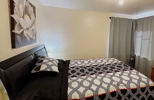 El Cerrito Casa | ✨ Charming 1-BR Home ✨ Sleeps 4 🛏️ in ♥️ of El Cerrito Minutes from Dining 🍽️