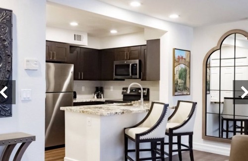 Las Vegas Complejo | Charming 1 or 2 bedroom suite 7 day minimum stay is required