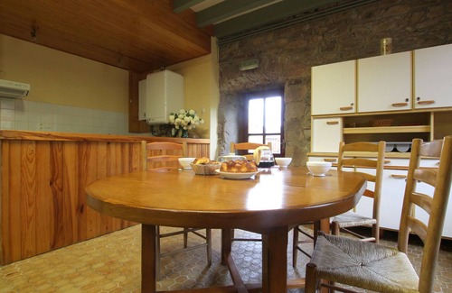 Saint-Vert Cabaña | Gîte rural para 10 en el corazón de Livradois, cercano a ríos y bosque