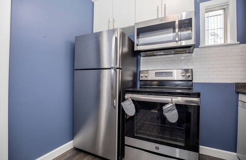 Woodland in Waverly Apartamento | Charming 12 South Studio Condo w/Pool, Near Melrose, Downtown 2 mi, Free Parking
