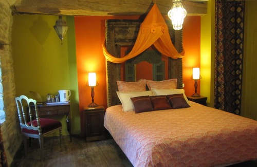 Taupont Casa | Charming 15th-century residence