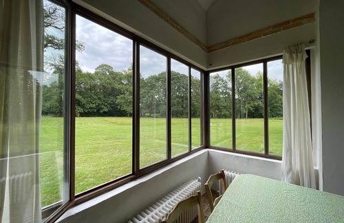 Sainte-Montaine Cabaña | Casa rural en el bosque con parque y estanque en Sologne
