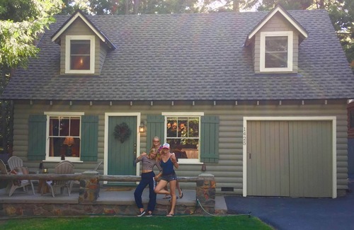 Sunnyside Cabaña | Encantadora casa de campo de 1930 en el lado del lago de la autopista 89 en Sunnyside, Lake Tahoe