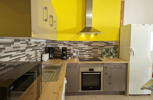 Gond-Pontouvre Cabaña | Casa ideal cerca de Angoulême: 4 habitaciones, patio privado, Internet, admite mascotas