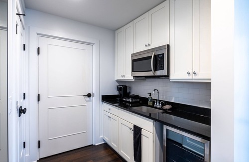 Lake Alfred Cabaña | Charming 1BR/1BA Duplex on Lake Alfred