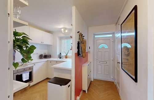 Chelsea Riverside Apartamento | Charming 1BR Flat Steps from King's Road in Chelsea