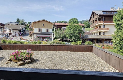 Combloux Apartamento | Precioso apartamento de 2 habitaciones con vistas al pueblo y parking subterráneo en Combloux