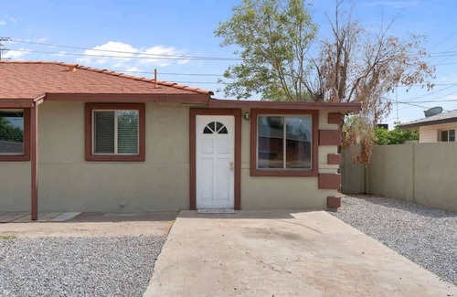Encanto Casa | Charming 1BR Retreat | Near Downtown Phoenix