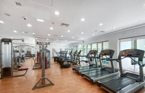 Downtown Dubai Apartamento | Charming 1BR w Burj Khalifa view