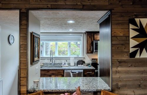 Sugar Mountain Apartamento | Charming 2/2 condo Sugar Mountain Walk to Golf, Tennis & Ski