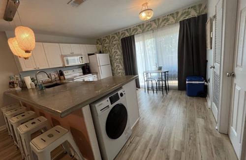 Fort Walton Beach Condominio | Charming 2-bedroom condo in brilliant Fort Walton Beach with AC