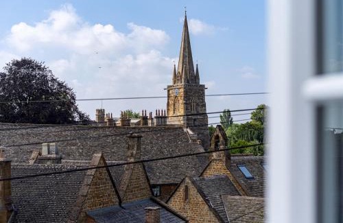 Adderbury Casa | Charming 2 Bed Cottage in the Heart of Adderbury Pass the Keys